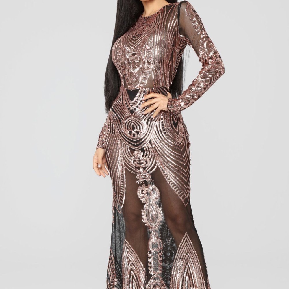 ON THE RED CARPET DRESS FASHION NOVA